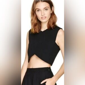 Talula (Aritzia) Manzanita Crop Top Black Sz Small